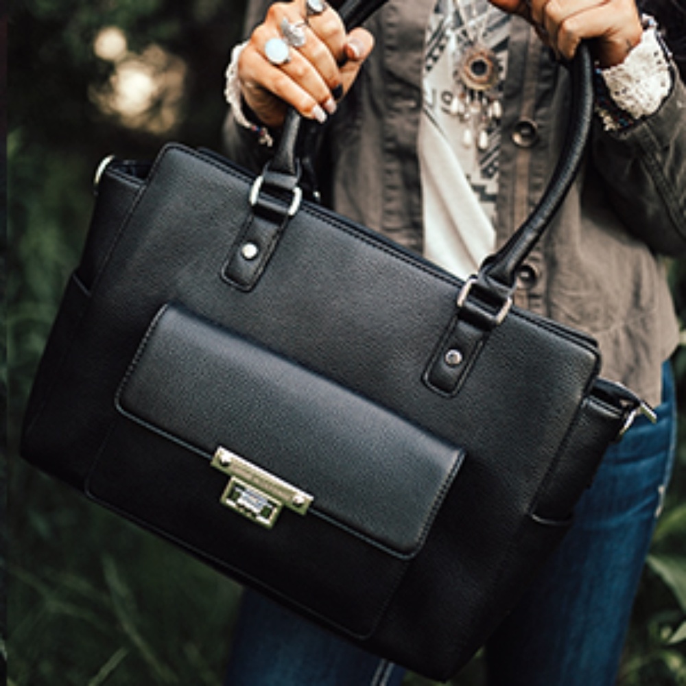 Damsel In Defense - Covert Kari Carry Purse